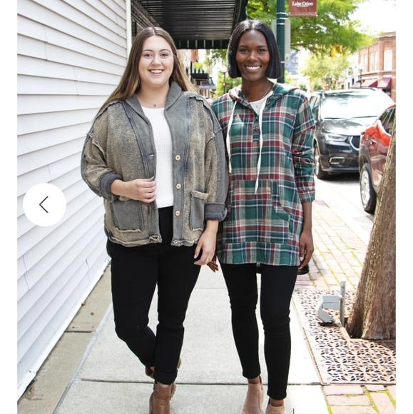 Judy Blue Mid-Rise Non Distressed Black Skinny Jeans - Picture 9 of 13